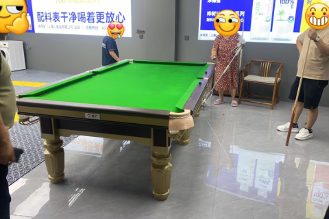 郑州正商汇都展厅东方破晓，工作之余打球放松！