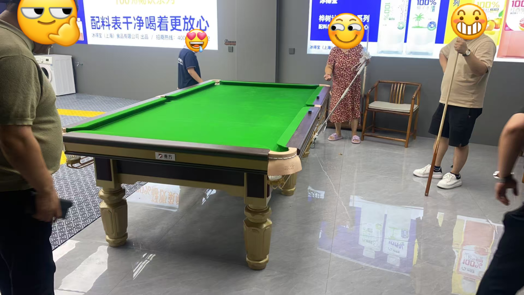 郑州正商汇都展厅东方破晓，工作之余打球放松！