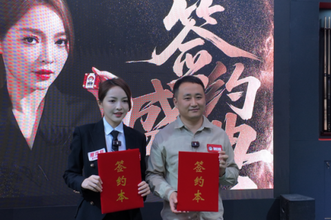 王钟瑶签约、党金虎杨帆对决！这个被代理商“疯抢”的皮头，背后藏着这三个秘密